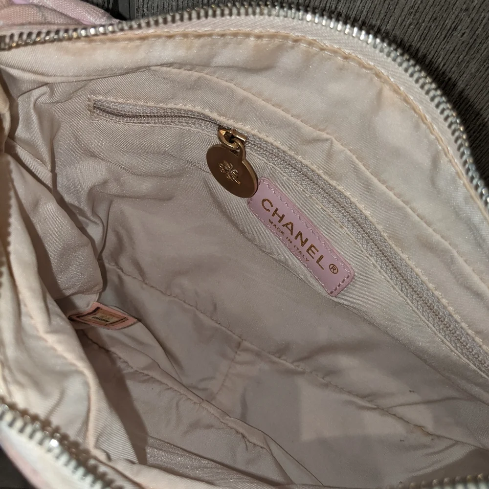 Chanel CC Travel Line Nylon Shoulder Bag (baby pink) 💗 - Picture 15 of 17